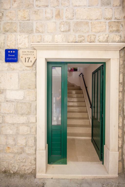 Apartment Niko Kastel Stari Каштела Номер фото